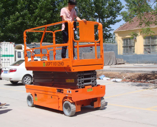 湖里移动式升降平台规格与使用规范